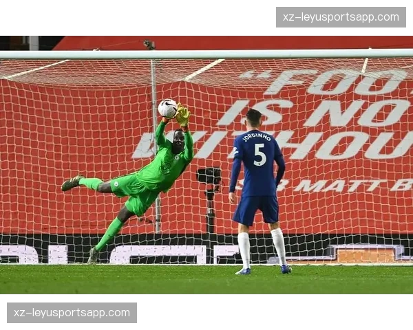 索尔洛特前场支点作用明显 十粒进球位列射手榜第九位